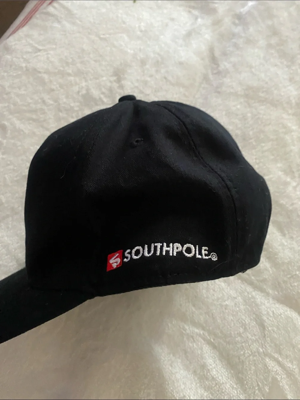 SOUTHPOLE Black Cap with Red Logo Accent